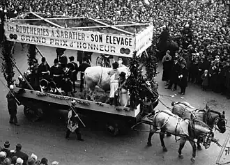 Char du Bœuf Gras, publicité pour les Boucheries Auguste Sabatier 1928