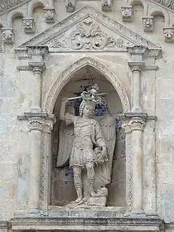 L’Archange saint Michel, Monte sant’Angelo dans les Pouilles