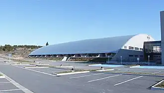 Le palais universitaire des Sports de Veyrassi (UFR STAPS).