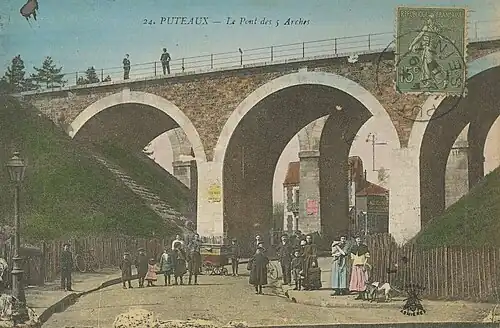 Le viaduc des Bas-Rogers, carte postale ancienne colorisée.