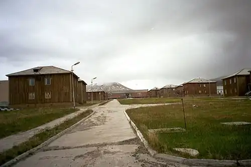 La rue principale.