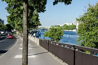 Image illustrative de l’article Quai du Docteur-Dervaux