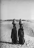 Femmes bédouines en Égypte, 1890, photographiées par Victoria de Suède.