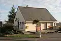 La mairie de Quelneuc.