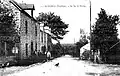 Quelneuc ː le Bas du Bourg vers 1930 (carte postale).