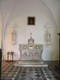 La chapelle gothique.