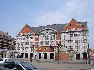 Le Service public de Wallonie, place de la Wallonie.