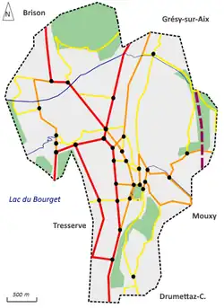 Carte en couleurs d'axes routiers d'une ville.