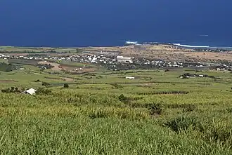 La pointe au Sel vue depuis les Hauts de Saint-Leu.