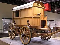 Reconstitution d'un chariot romain de transport des voyageurs au musée romain-germanique de Cologne.