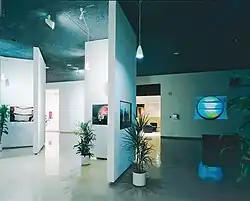 Vue de l'installation, dans :&nbsp;The Swiss Paradigm, Winnipeg Art Gallery, Winnipeg, Canada, photographie : Ernest P. Mayer, avec l'aimable autorisation des artistes.