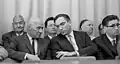 Nikolaï Matveïevitch Gribachev et Enver Mamedov Enver Mamedov lors d'une réunion des représentants étrangers et des correspondants de l'agence de presse Novosti, 1er juillet 1966.