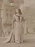 Rachel Boyer par l'Atelier Nadar, dans Par le Glaive, 1892.