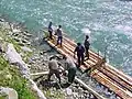 Radeleurs à Bedous.