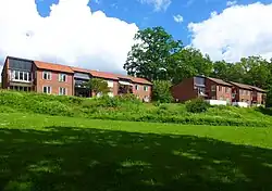 Maisons mitoyennes.