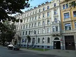 Raiņa bulvāris 3