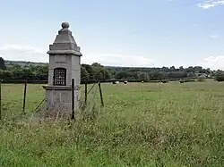 Chapelle N.D. de Walcourt, 1747, Le Trou des Renards sud.