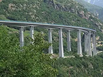Le viaduc de Ramat.