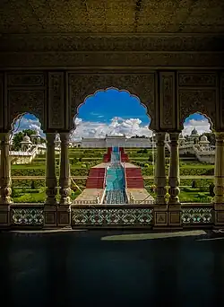 Jardin moghol au Ramoji Film City.