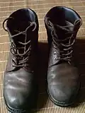 Rangers à faible soutien de la cheville (chaussures civiles)