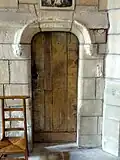 Porte de la tourelle d'escalier du clocher.