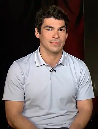 Description de l'image Raul Castillo on Sidewalks Entertainment.jpg.