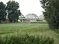 Ravenstein, pont du chemin de fer sur la Meuse.