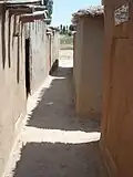 Reconstitution des maisons.