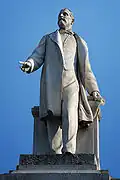 Statue de Giuseppe De Nava, à Reggio de Calabre