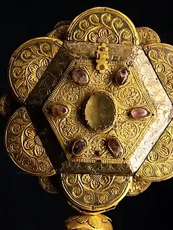 reliquaire de Sixte et Sinice du XIIIe siècle.
