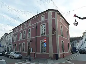 Musée Charles de Bruyères.