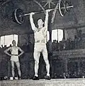 René Duverger en mars 1942 à Paris, en compétition à 31 ans.