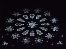 La rosace est.