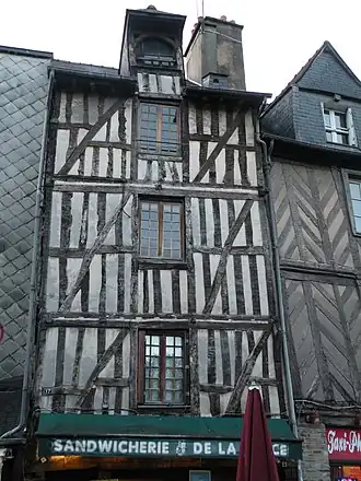 Maison