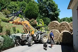 La rentrée du foin dans une exploitation de Bourréac.