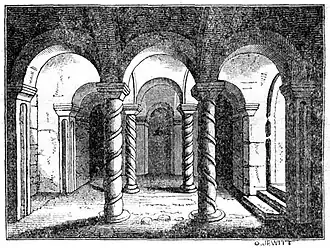 La crypte de l'ancienne abbaye remonte au VIIIe siècle.