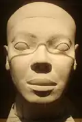 Frontal Épouse vue de face