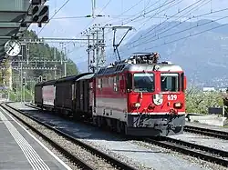 Ge 4/4 II no 629 en gare de Thusis.