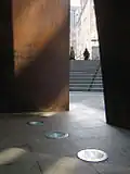 Fulcrum (1987), intérieur détail