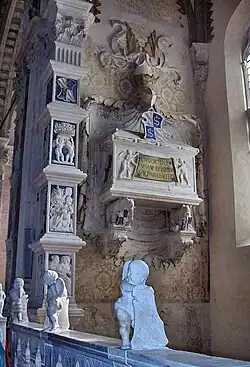 Tombeau d'Isotta degli Atti.