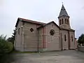 Vue latérale de l'église.