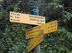 Altitude au lieu-dit le Pont-du-Bœuf : 360 m.