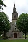 Façade est de l'église (mai 2012).