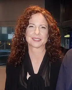 Robin Weigert dans le rôle de Cynthia Potter