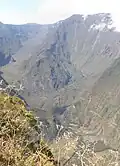 Vue sur Roche Plate depuis le belvédère de Notre-Dame de la Paix.