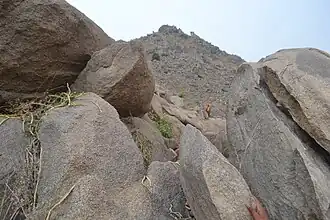 Rochers dans le massif de Mora
