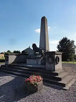 Monument aux morts.