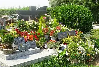 Tombe de Guy Huart, en août 2024.