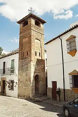 Le minaret de San Sebastian.