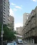 Main Street (« rue principale ») de Roosevelt Island.
